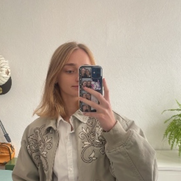 Lili-Rose